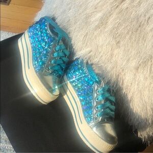 Helen’s Heart Jeweled High Top Sneakers ❤️ F
